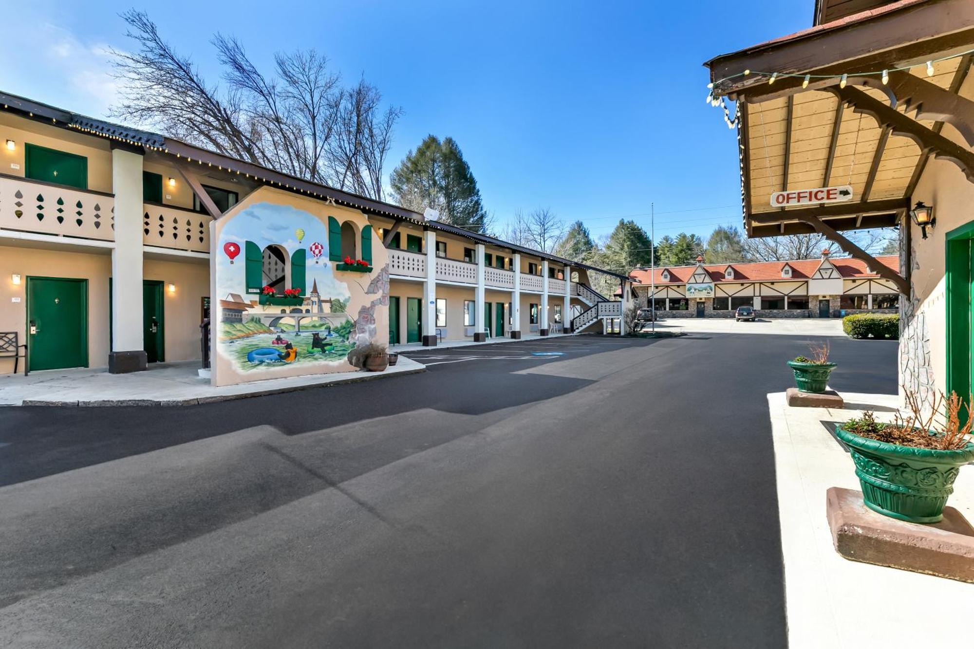 Quality Downtown Inn 2*