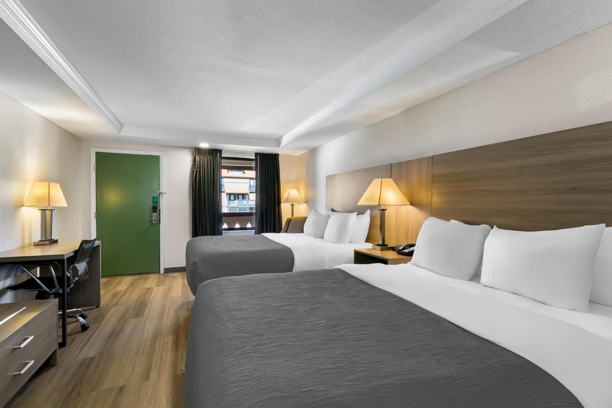 Inn Quality Downtown 2*