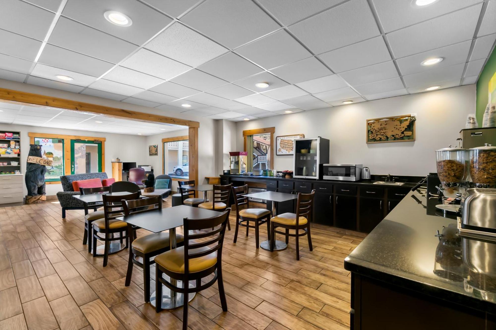 Quality Downtown Inn 2*
